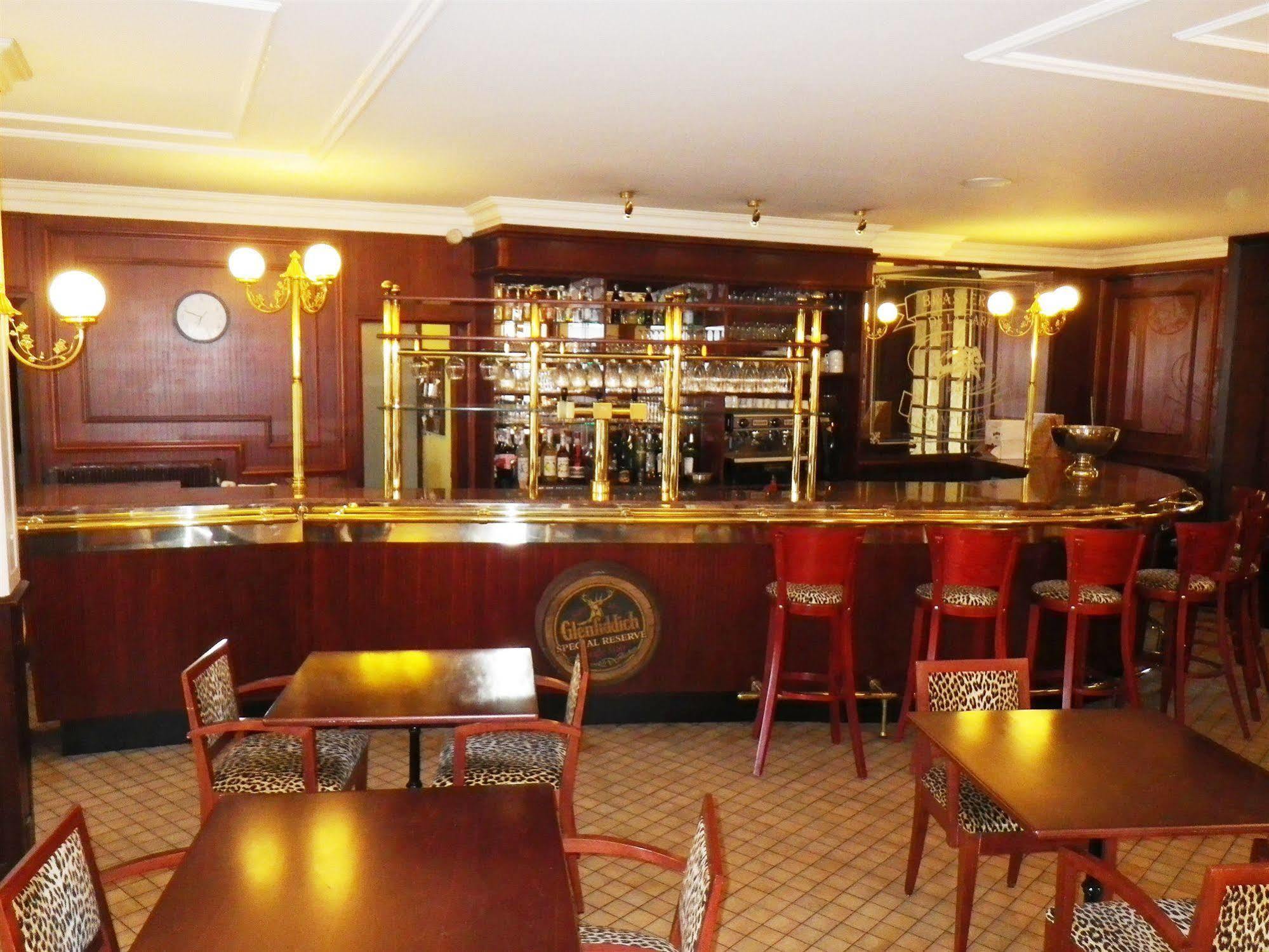 Hotel Francois 1Er Saint-Dizier Exterior foto